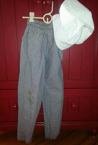 CHEFS REVIVAL kid&#039;s authentic chef pants (size 6/8) &amp; chef hat (1-size fits all