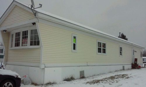 1458 Nardeer Street, Novi, Michigan 48374. Renovated manufactured home