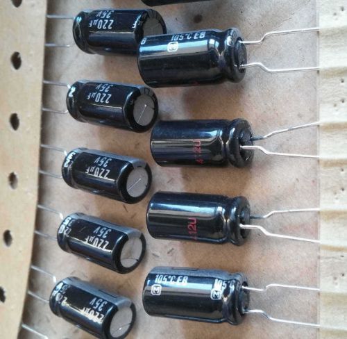 10 pieces Panasonic EB 35v220uf  electrolycapacitors