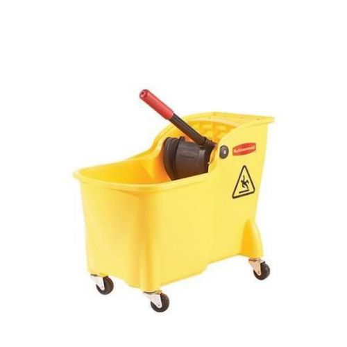 Rubbermaid Professional Plus Mop Bucket with Wringer, 31qt