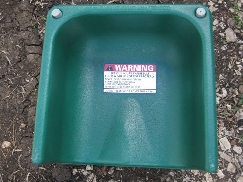 Cambro 200BC Green Dual Seat Booster Seat without Strap USED