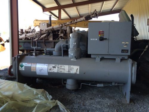 Carrier High Efficiency Hermatic Centrifugal Liquid Chiller (275 Ton) Model 19XR