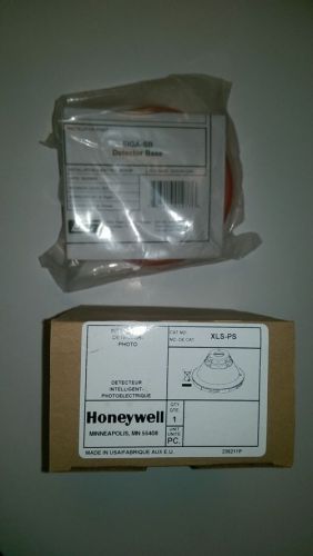 HONEYWELL Intelligent Detector-Photo XLS-PS with SIGA-SB Detector Base included