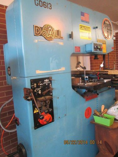 DoAll Band Saw Vertical Air Feed **Awesome Saw* Like New 26.4 hours of use