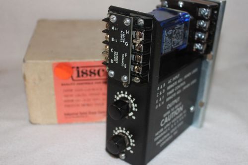NEW ISSC 1060-1-G-M-2-B INDUSTRIAL SOLID STATE TIMER  (B56)