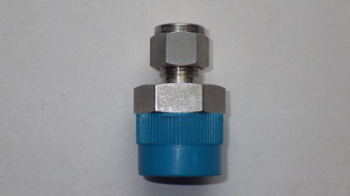 Swagelok  ss-600-1-12 male connector 316 ss 3/8&#034; od tube x 3/4&#034; npt nnb for sale