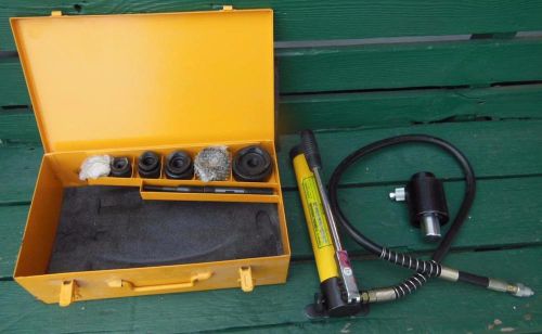 PITTSBURGH  CENTRAL HYDRAULIC PUNCH DRIVER KIT TOOL SET W/ CASE &amp; MANUAL
