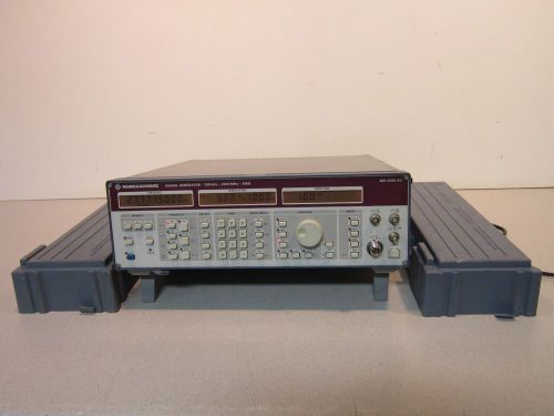 Rohde &amp; Schwarz Signal Generator 100 kHz... 1000 MHz SMG, 801.0001.43, Powers On