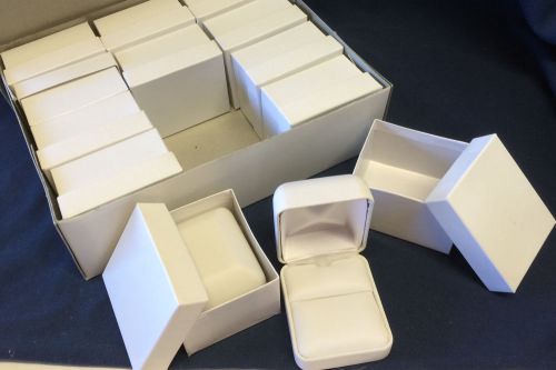 12 White Leatherette Hinged Jewelry Box w Gift box RING NEW US free shipping