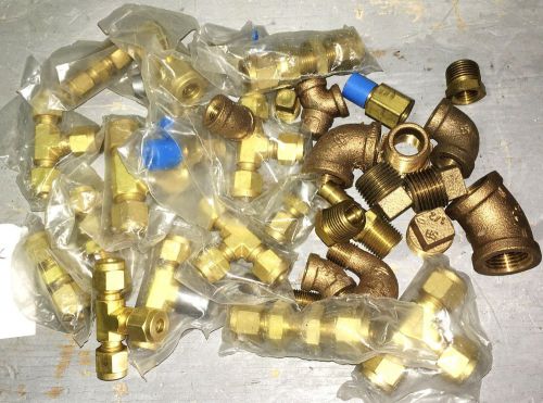 Brass fittings 35 pcs  mix lot new elbow tee union bushing adapter nipple pipe for sale