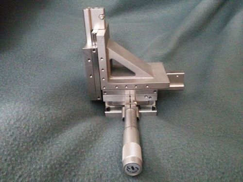 NEWPORT ULTRAlign 462-XYZ-M Linear Translation Stage,3-Axis,1 SM-25 Micrometer