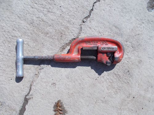 Ridgid Heavy Duty Pipe Cutter No. 2A 1/8 to 2 inch pipe.