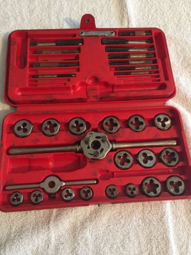 Mac Tools Tap and Die Set 3606TS SAE (missing A Few Pieces Nice&#034;