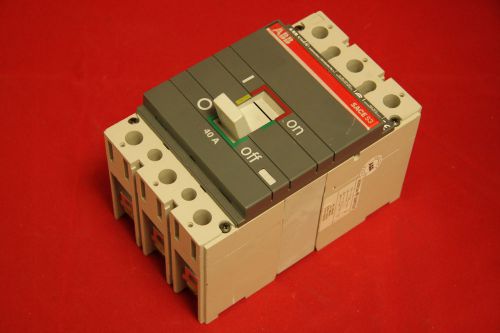 Abb sace s3 s3h circuit breaker 3 pole 600 volt 40 amp af12070525 auxiliary 400v for sale