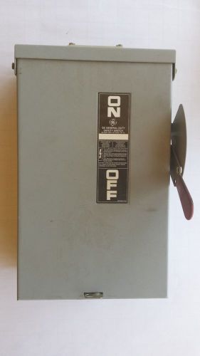 GE Safety Switch DISCONNECT TYPE 3R TG3222R 60 AMP 240 VOLT 2 POLE FUSIBLE