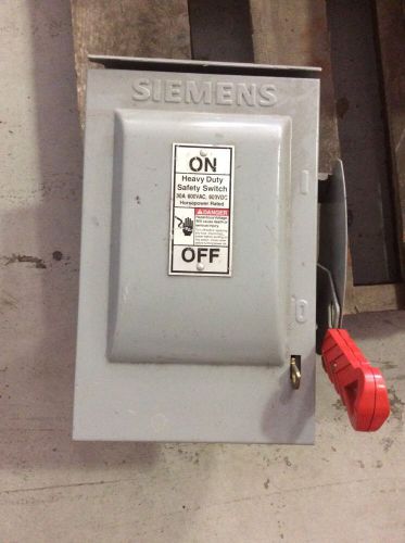 Siemens Heavy Duty Safety Switch 30 Amp 600 Volt HNF261R Non Fusible 3R