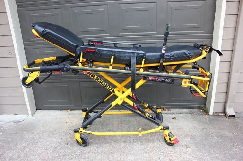 Stryker mx-pro r3 6082 600lb ambulance stretcher w/ o2 holder brakes iv pole cot for sale