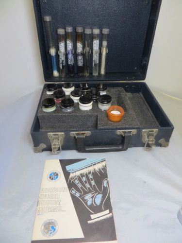 VINTAGE SIRCHIE FLUORESCENT INVISIBLE THIEF ENTRAPMENT KIT WITH CASE**FREE SHIP*