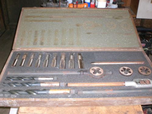 Cleveland Tap And Die Set, 1 1/8&#034;, 1 1/4&#034;, 1 1/2&#034;