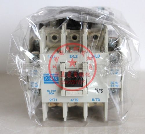 1PCS New MITSUBISHI AC contactor S-N35 SN-35 AC220V