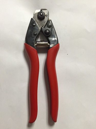Felco c2a cable cutter/ swiss made 7 1/2&#034; long for sale