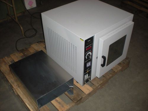 Barnstead Model 3618-5 Vacuum Oven - Powers up and Heats as Shown - Clean Unit