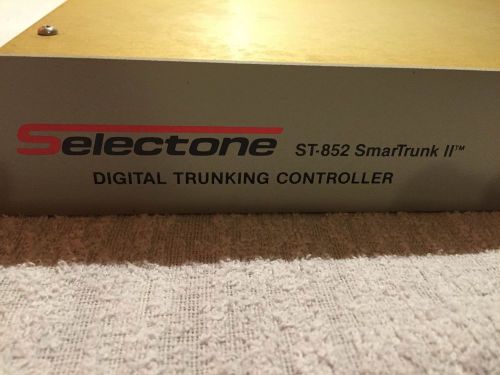 SELECTONE MODEL ST-852 - SMART TRUNK II DIGITAL CONTROLLER - Used - WORKS