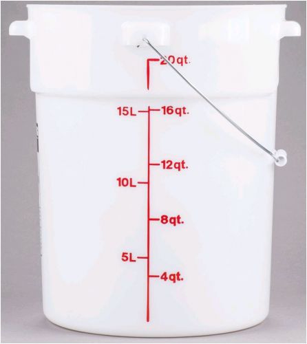 Cambro pwb22-148 22 qt white polythylene storage container kitchen pail w handle for sale