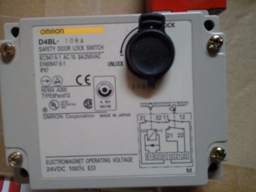 OMRON SAFETY DOOR LOCK SWITCH D4BL-1DRA