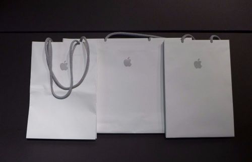 Apple Store Shopping Bags Lot of 3 Small And Large Paper White With Handles