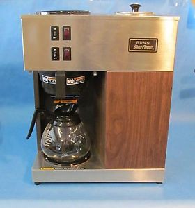 BUNN VPR SERIES COMMERCIAL COFFEE  MAKER MACHINE  W/ POT &amp; BREW BASKET