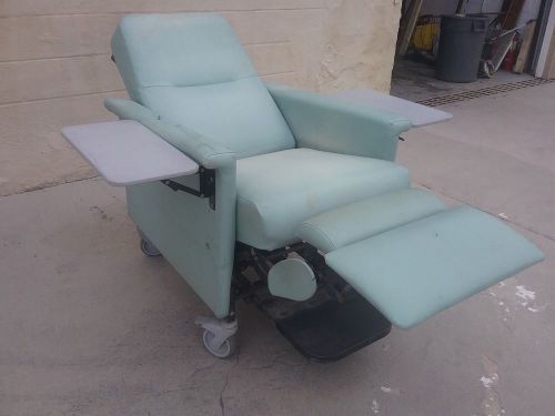 Champion 54 Series Patient Recliner / Transporter Medical Chair w/ 2 Side Tables