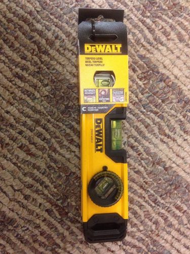 DeWALT 9&#034; MAGNETIC TORPEDO LEVEL w/ROTATING DIAL! ~ Brand New! ~ Only $19.99~