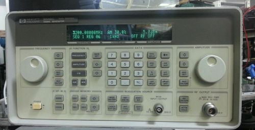 HP 8648C 9kHz-3200MHz  signal generator