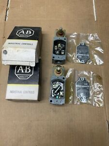 LOT OF (2) NEW IN BOX ALLEN BRADLEY CAT# 802R-HF LIMIT SWITCHES SERIES B