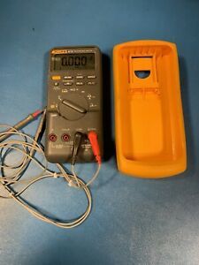 FLUKE 87V TRUE MULTIMETER  CALIBRATED