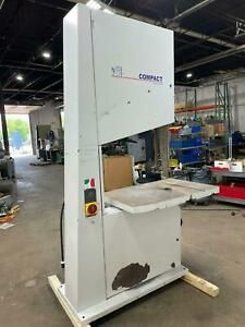 2017 Centauro CO 900 Wood Vertical Bandsaw 22&#034; Cut Height, 34&#034; Cut Width 10 HP
