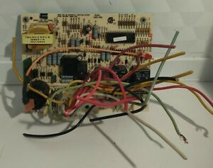 #1677  Honeywell Furnace Control Board: 784-82-2 REV.A G963114 GCI 0525