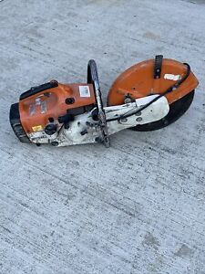 Stihl TS400 Gas Powered 14&#034;  Concrete Cut-Off Saw and With Blade Has Comoression