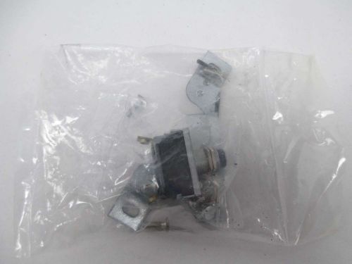 NEW ZURN ZPESS600024 1POLE MOMENTARY TOGGLE SWITCH D360902