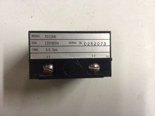Agastat Timing Relay Motor Timer Model No. 7012AB - 0.5 Second - 5 Second - M73