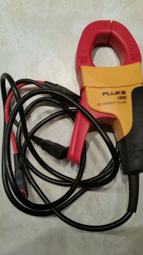 Fluke i400, 400 Amp ac current clamp banana plugs for DMMS.