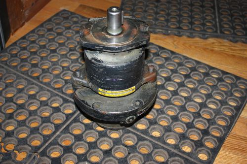 Parker IGR Hydraulic Motor 110A071A S93BRKF,  USED