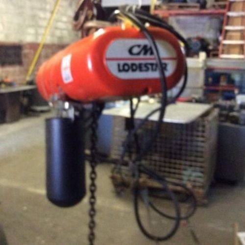Cm lodestar 1 ton (l2) electric chain hoist (2 speed 16/5 fpm) for sale