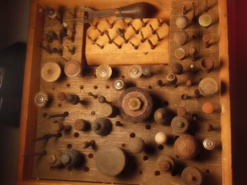 LARGE LOT MACHINIST VINTAGE LATHE,DRILL BITS ALMOST 100