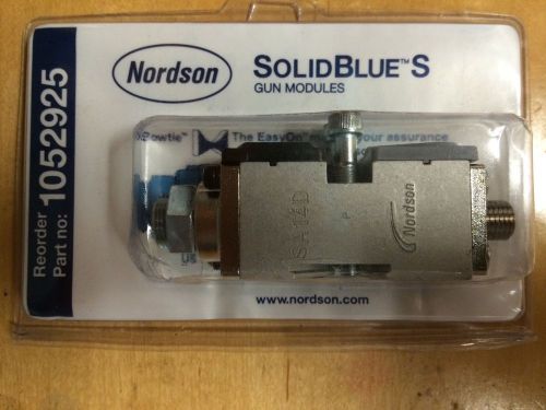 G100B Module with Butterfly Solid Blue Nordson 1052925