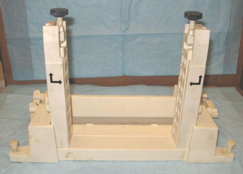 BIO-RAD Protean II Gel Casting Stand with Clamps