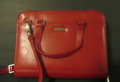 FRANKLIN COVEY Red Faux Leather Planner Zipper Binder Organzier Bag w Strap