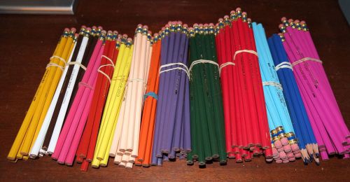 Eberhard Faber Castell COL-ERASE, Lot of 164 color pencils
