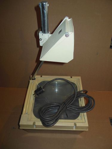 Overhead Projector With Good Bulb  /  3M Model 567
